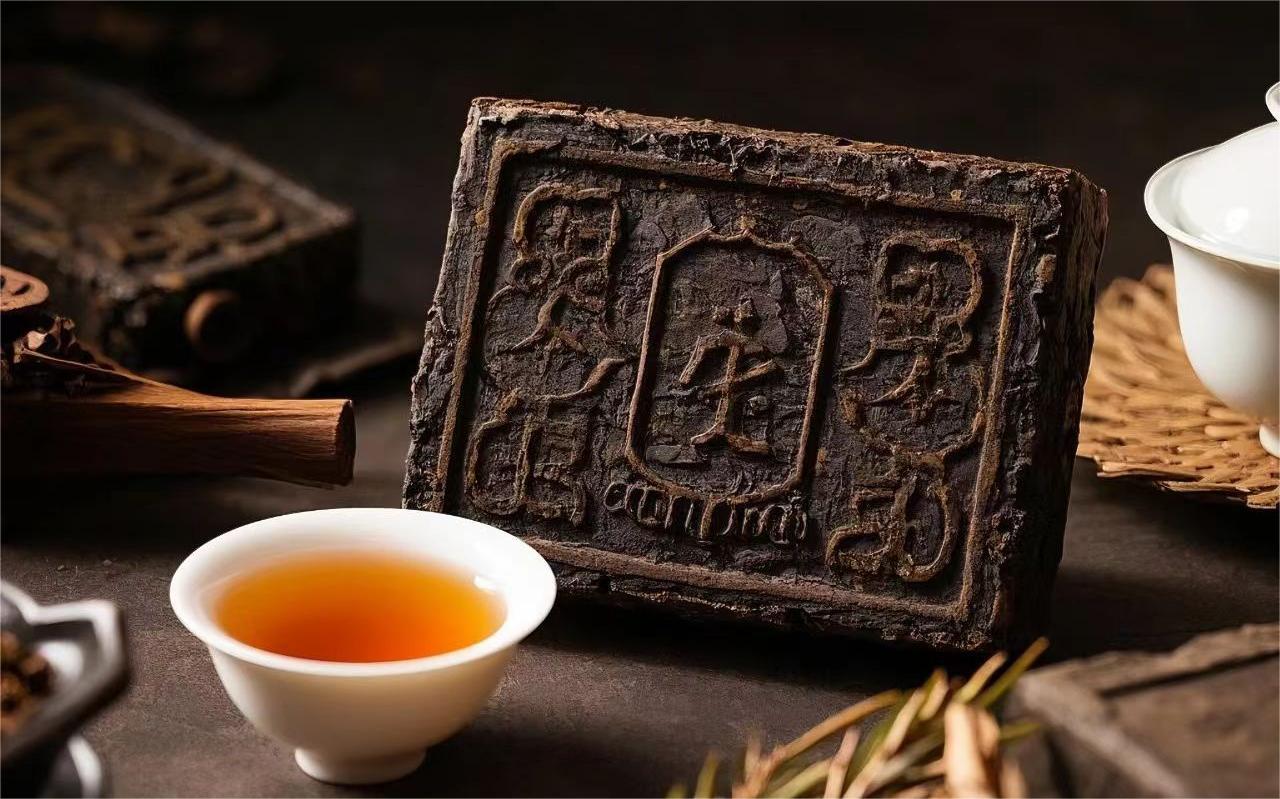 时间的馈赠——中国黑茶的陈香之旅